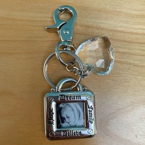 FREE WITH BUNDLE Reflections Key Chain with Picture Frame and Heart